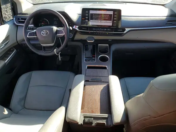 5TDYRKEC1PS178854 2023 TOYOTA SIENNA - Image 8