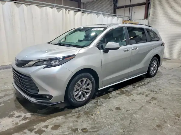 5TDYRKEC1SS243923 2025 TOYOTA SIENNA - Image 1