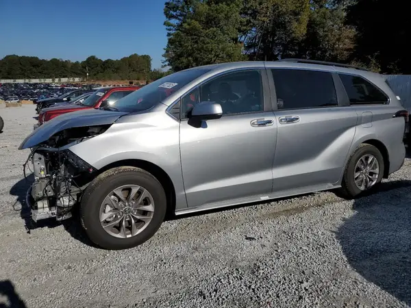 5TDYRKEC1SS268305 2025 TOYOTA SIENNA - Image 1