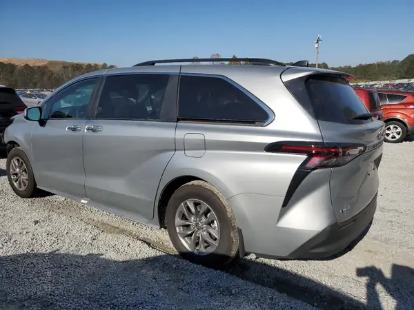 5TDYRKEC1SS268305 2025 TOYOTA SIENNA - Image 2