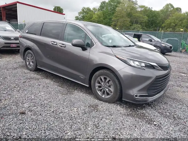 5TDYRKEC2MS017781 2021 TOYOTA SIENNA - Image 1