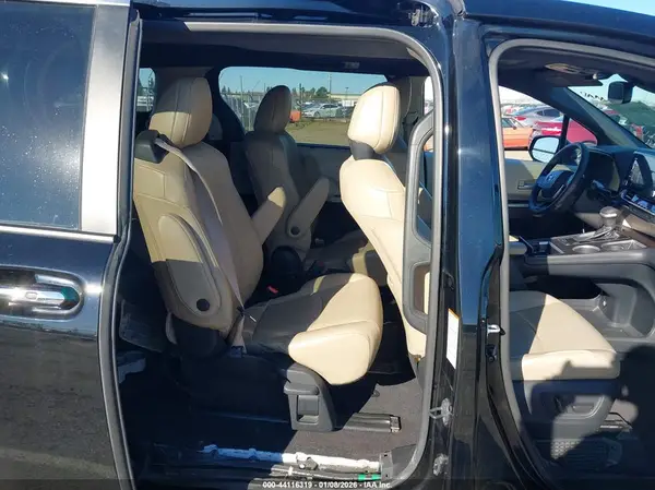 5TDYRKEC2MS023578 2021 TOYOTA SIENNA - Image 8