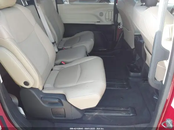 5TDYRKEC2MS028134 2021 TOYOTA SIENNA - Image 8