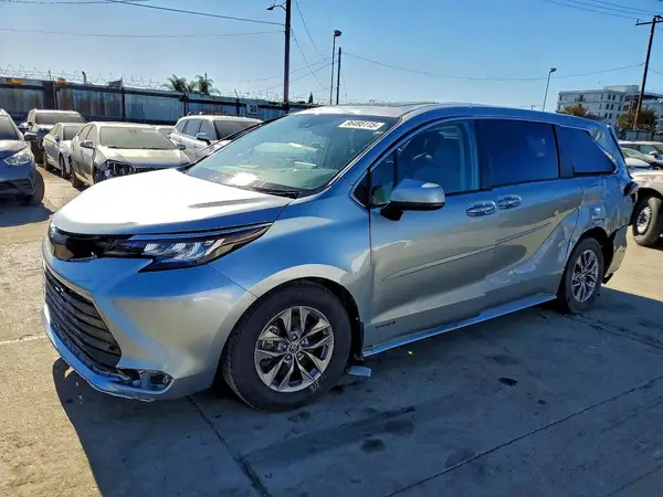 5TDYRKEC2MS029736 2021 TOYOTA SIENNA - Image 1