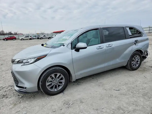 5TDYRKEC2MS031597 2021 TOYOTA SIENNA - Image 1