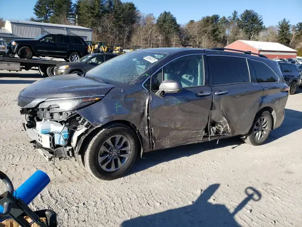 5TDYRKEC2MS066009 2021 TOYOTA SIENNA - Image 1