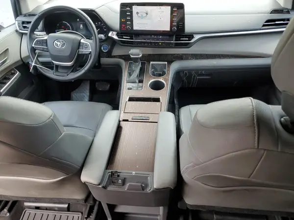 5TDYRKEC2NS085483 2022 TOYOTA SIENNA - Image 8