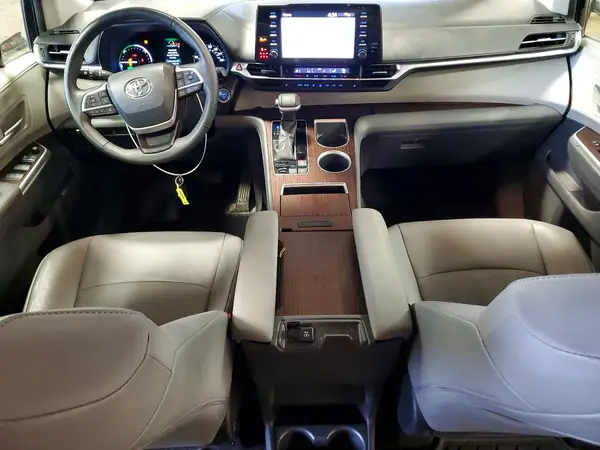 5TDYRKEC2NS100497 2022 TOYOTA SIENNA - Image 8