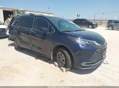5TDYRKEC2NS107482 2022 TOYOTA SIENNA