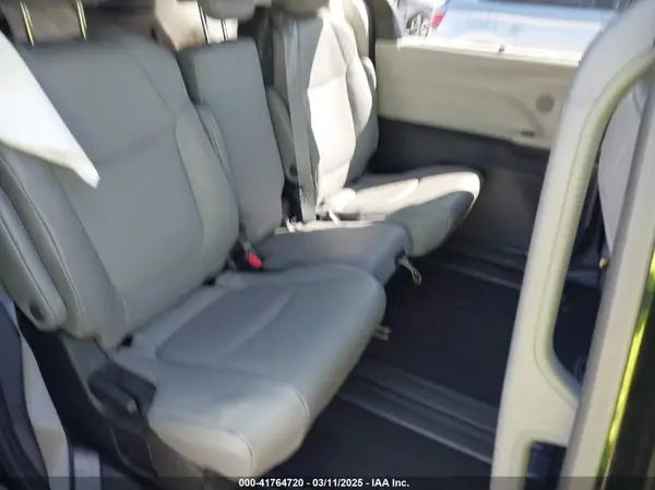 5TDYRKEC2NS125318 2022 TOYOTA SIENNA - Image 8
