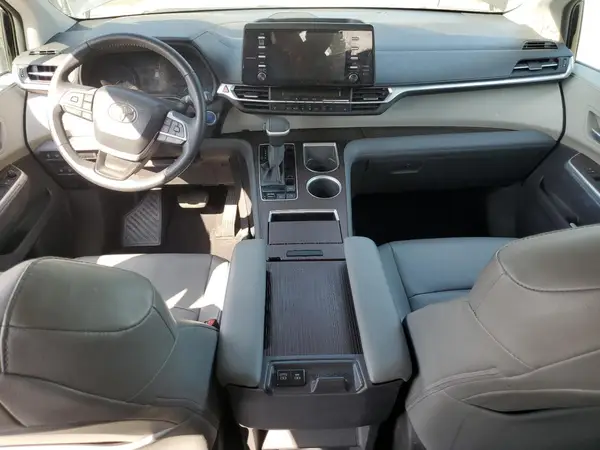5TDYRKEC2NS129689 2022 TOYOTA SIENNA - Image 8
