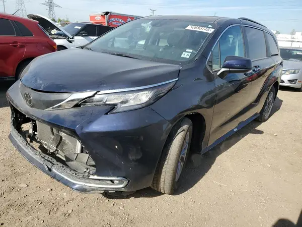 5TDYRKEC2PS172660 2023 TOYOTA SIENNA - Image 1