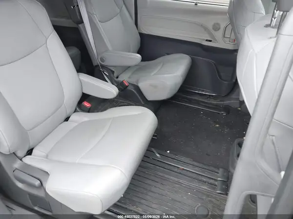 5TDYRKEC2RS203599 2024 TOYOTA SIENNA - Image 8