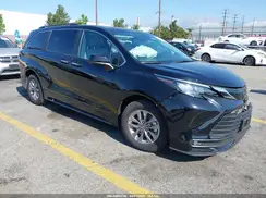 5TDYRKEC2TS291738 2026 TOYOTA SIENNA