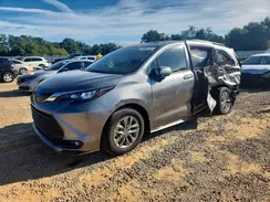5TDYRKEC2TS303869 2026 TOYOTA SIENNA
