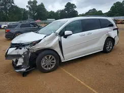 5TDYRKEC2TS308778 2026 TOYOTA SIENNA