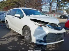 5TDYRKEC3MS008734 2021 TOYOTA SIENNA