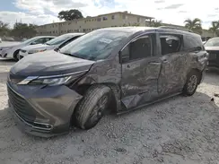 5TDYRKEC3MS011617 2021 TOYOTA SIENNA