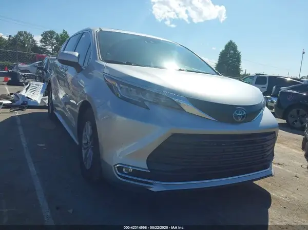 5TDYRKEC3MS026473 2021 TOYOTA SIENNA - Image 1