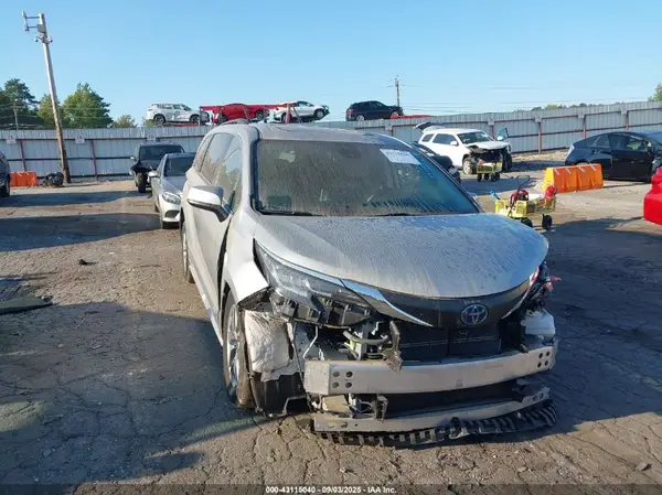 5TDYRKEC3MS048098 2021 TOYOTA SIENNA - Image 1