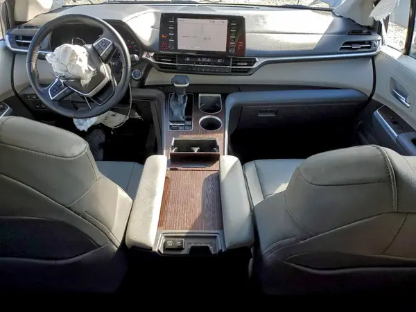 5TDYRKEC3NS089512 2022 TOYOTA SIENNA - Image 8