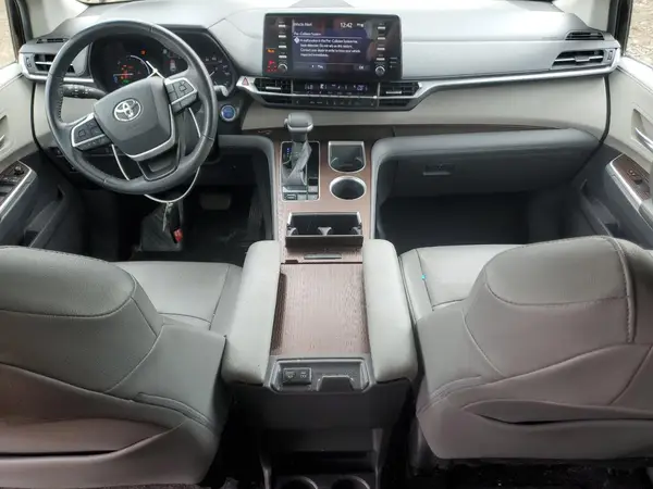 5TDYRKEC3NS095648 2022 TOYOTA SIENNA - Image 8