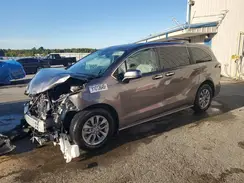 5TDYRKEC3NS109015 2022 TOYOTA SIENNA
