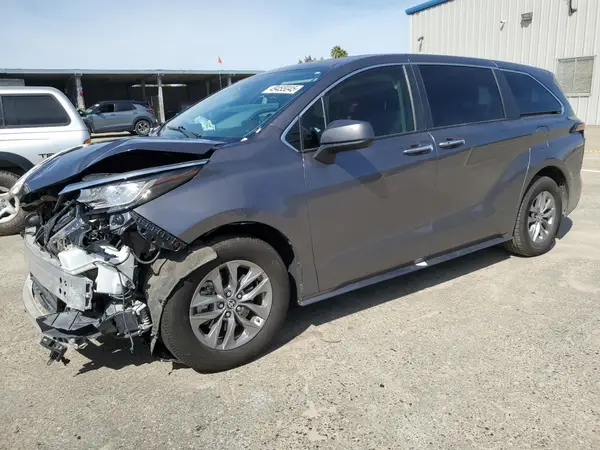 5TDYRKEC3NS125652 2022 TOYOTA SIENNA - Image 1