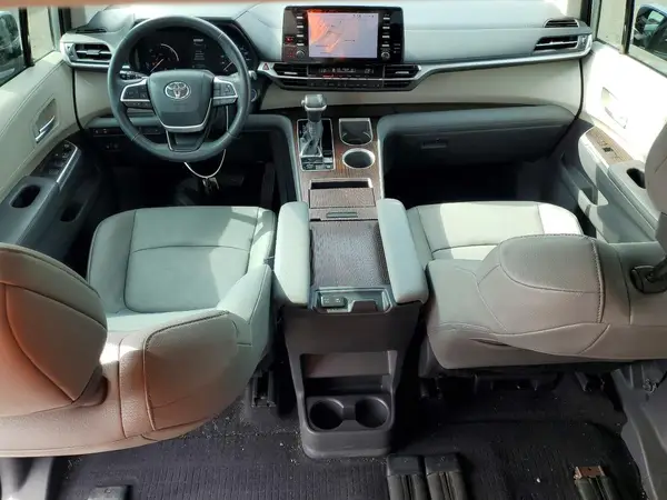 5TDYRKEC3PS144026 2023 TOYOTA SIENNA - Image 8