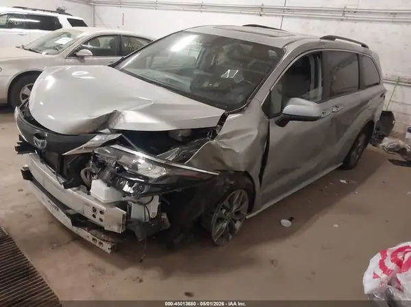 5TDYRKEC3RS189390 2024 TOYOTA SIENNA - Image 2