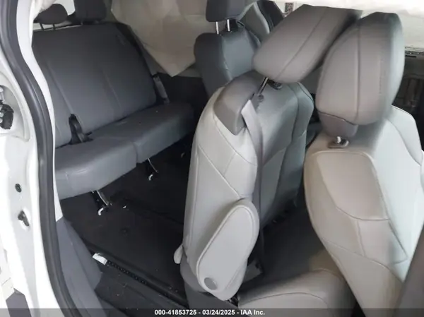 5TDYRKEC3RS190684 2024 TOYOTA SIENNA - Image 8