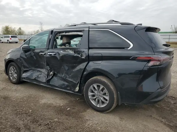 5TDYRKEC3RS224252 2024 TOYOTA SIENNA - Image 2