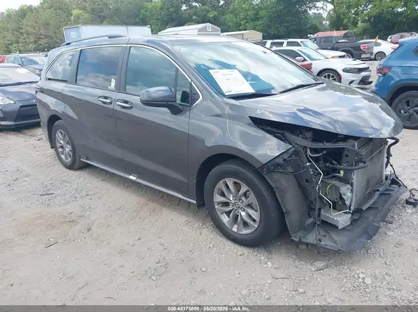 5TDYRKEC3SS225648 2025 TOYOTA SIENNA - Image 1