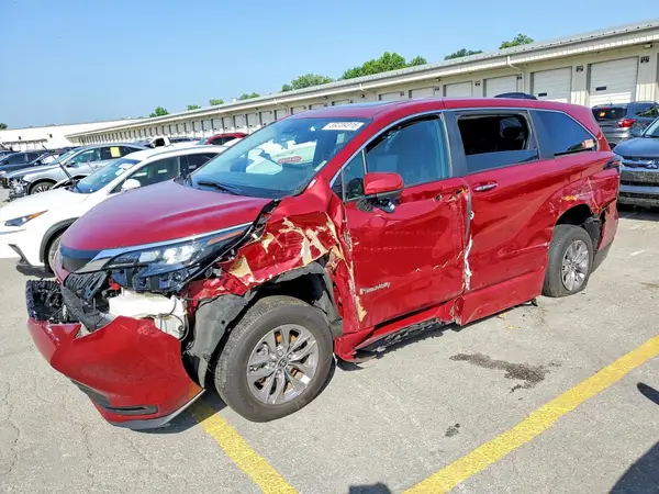 5TDYRKEC3SS243275 2025 TOYOTA SIENNA - Image 1