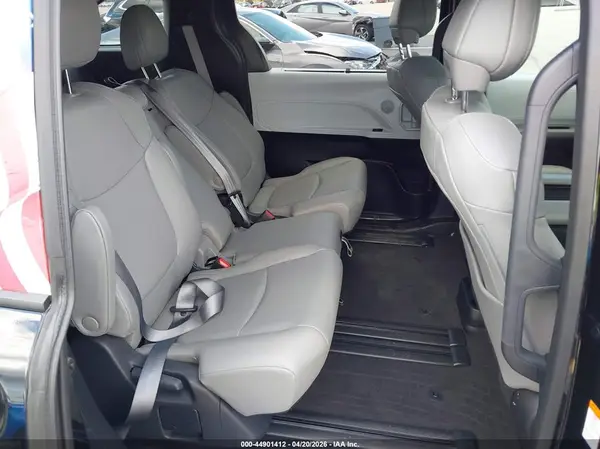 5TDYRKEC3SS277961 2025 TOYOTA SIENNA - Image 8