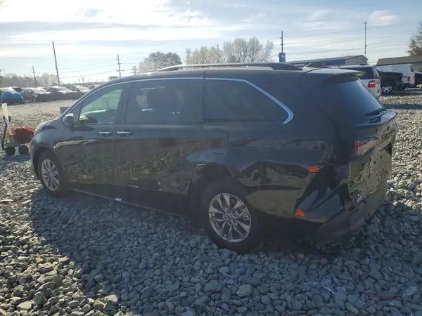 5TDYRKEC3SS289463 2025 TOYOTA SIENNA - Image 2