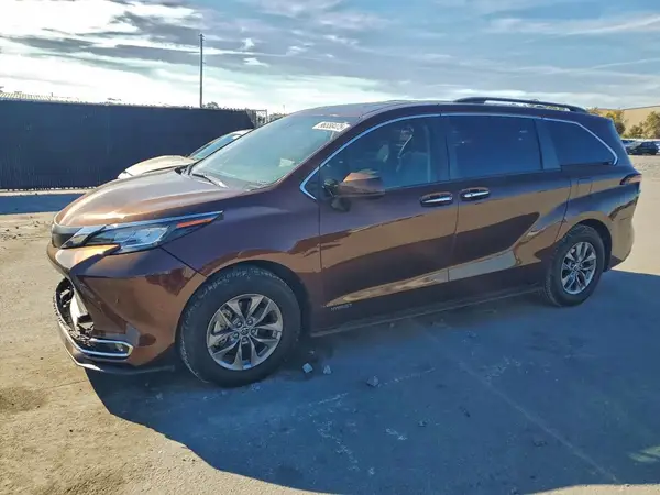 5TDYRKEC4MS006216 2021 TOYOTA SIENNA - Image 1