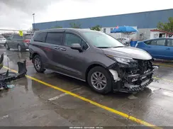 5TDYRKEC4MS020469 2021 TOYOTA SIENNA