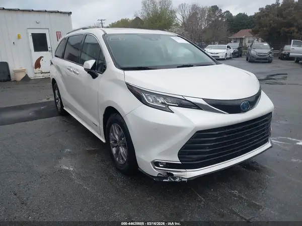 5TDYRKEC4MS046800 2021 TOYOTA SIENNA - Image 1