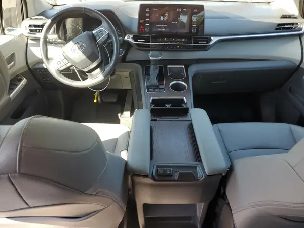 5TDYRKEC4NS128043 2022 TOYOTA SIENNA - Image 8