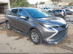 5TDYRKEC4NS129841 2022 TOYOTA SIENNA