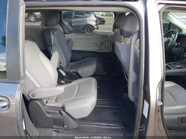 5TDYRKEC4NS129841 2022 TOYOTA SIENNA - Image 8
