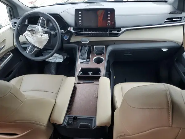 5TDYRKEC4PS143001 2023 TOYOTA SIENNA - Image 8