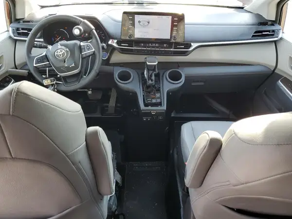 5TDYRKEC4PS159117 2023 TOYOTA SIENNA - Image 8