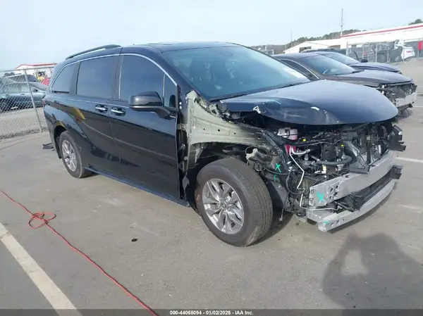 5TDYRKEC4SS235976 2025 TOYOTA SIENNA - Image 1
