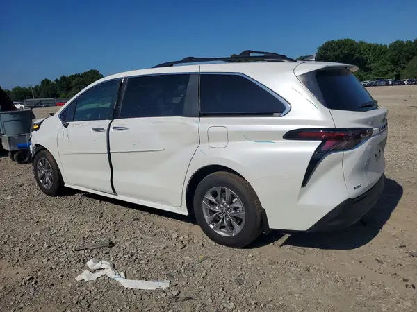 5TDYRKEC4SS286409 2025 TOYOTA SIENNA - Image 2