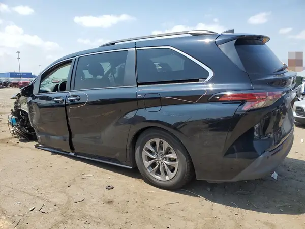 5TDYRKEC5MS002689 2021 TOYOTA SIENNA - Image 2