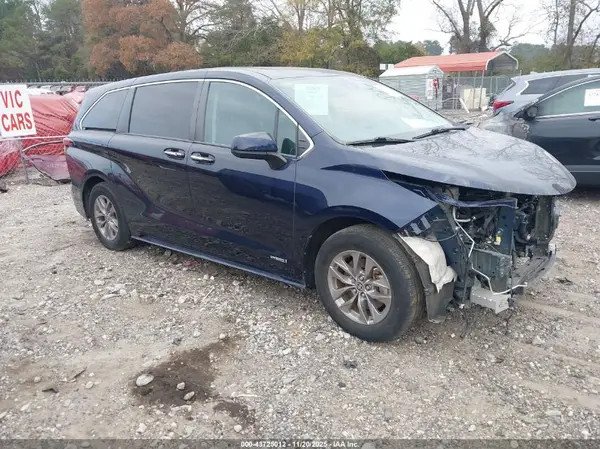 5TDYRKEC5MS003826 2021 TOYOTA SIENNA - Image 1