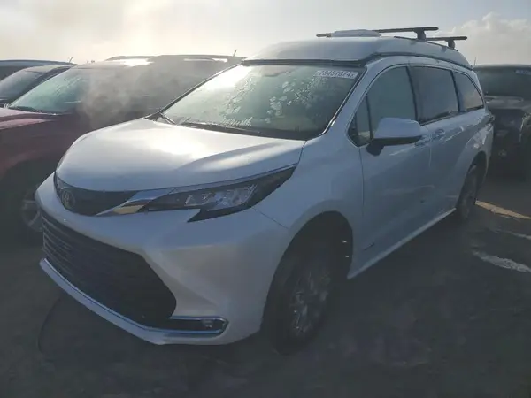 5TDYRKEC5MS004118 2021 TOYOTA SIENNA - Image 1
