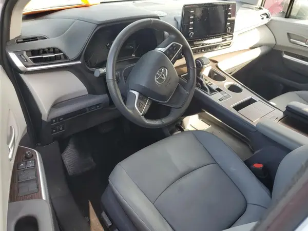 5TDYRKEC5MS004118 2021 TOYOTA SIENNA - Image 8